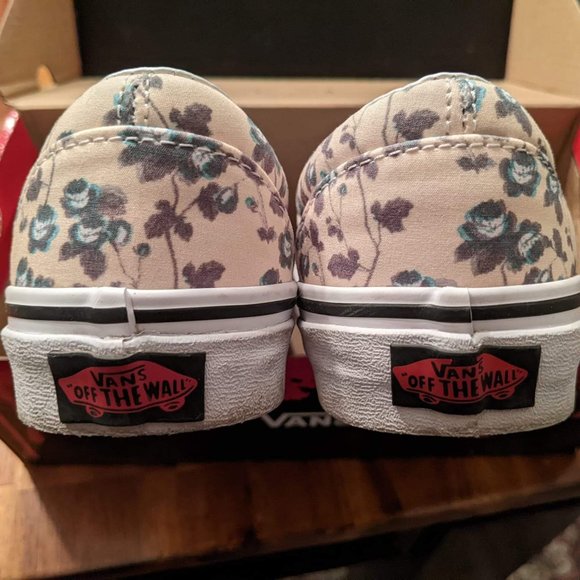 Vans x House of Terror The Shining Grady Twins Classic Slip-ons - Picture 4 of 9